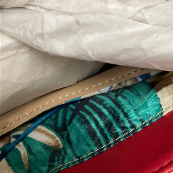 Handbag - Picture 3 of 4